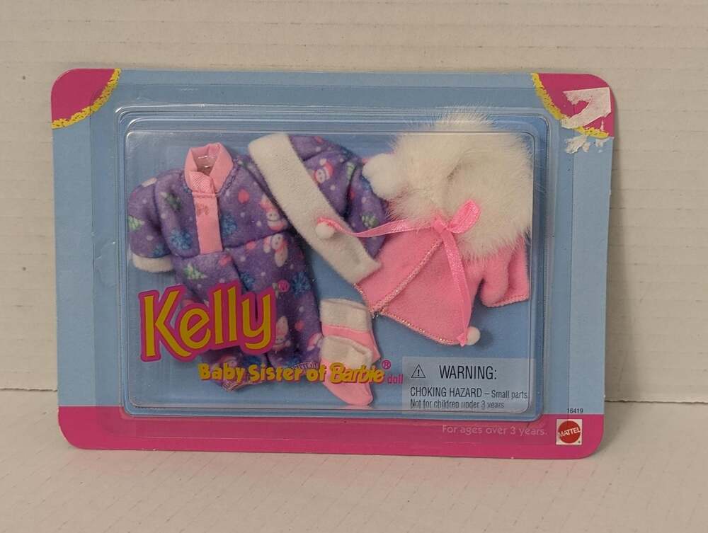 Vintage 1996 Barbie Kelly Fashion Pack Snowsuit Coat Hat Booties Mattel New